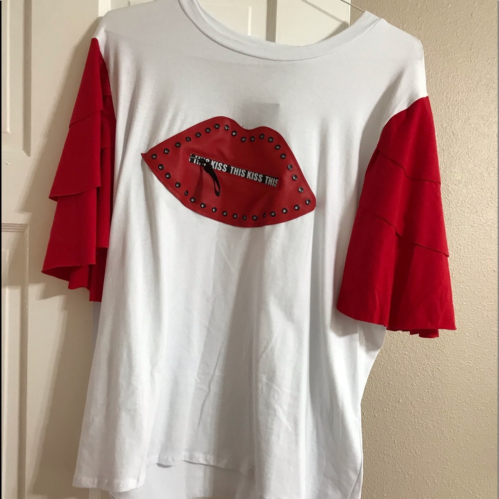 This Kiss Ruffle Arm Top